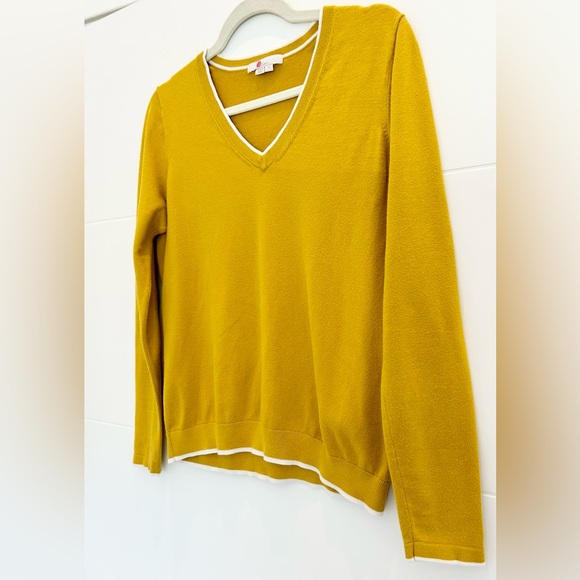 Boden Yellow with White Trim Cotton Blend V-Neck Long Sleeve Sweater Size Small - Picture 6 of 11
